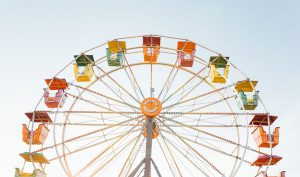 summer reading image of ferris wheel in amusement park